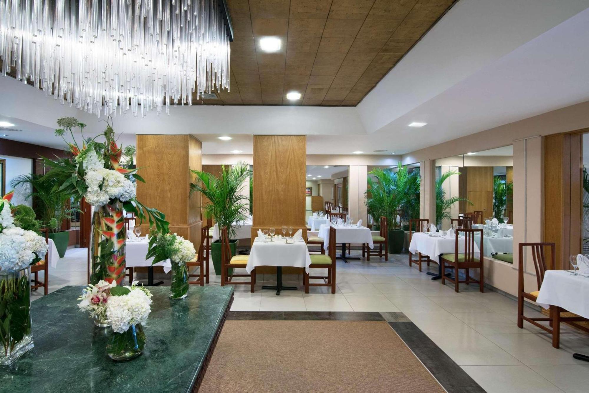 Radisson Hotel Santo Domingo Eksteriør billede