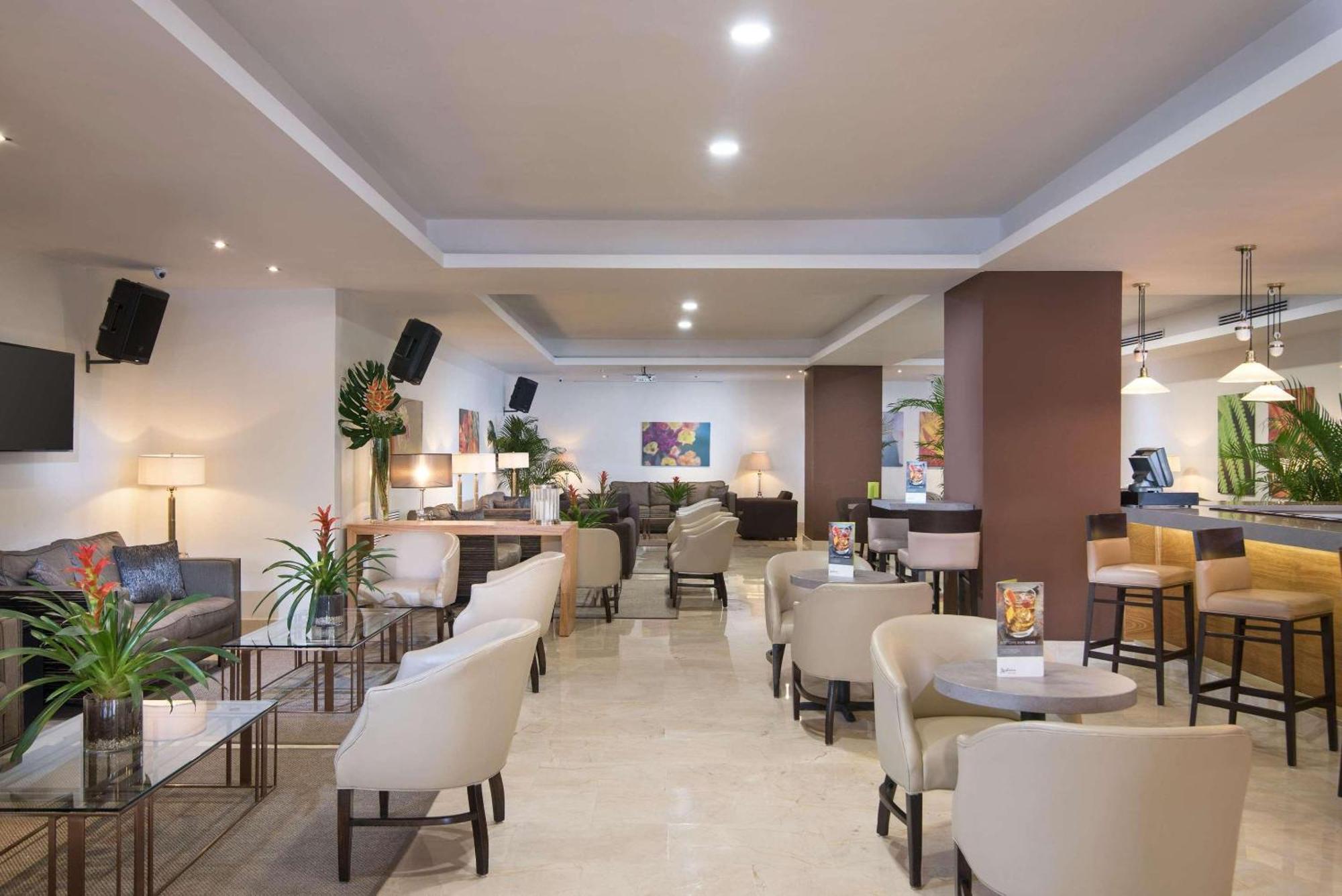 Radisson Hotel Santo Domingo Eksteriør billede